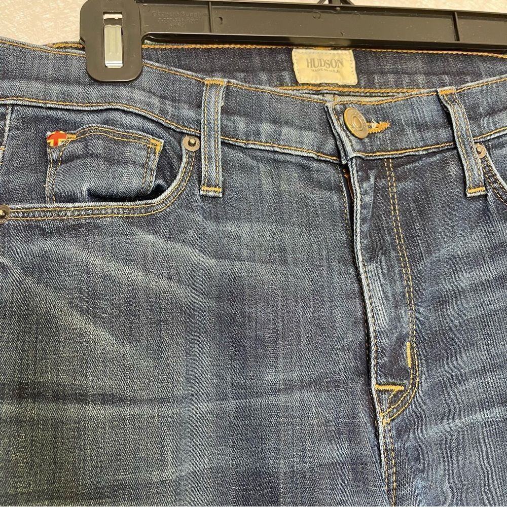 Hudson Nico Midrise Super Skinny Jeans in Sio 27 - Picture 3 of 7